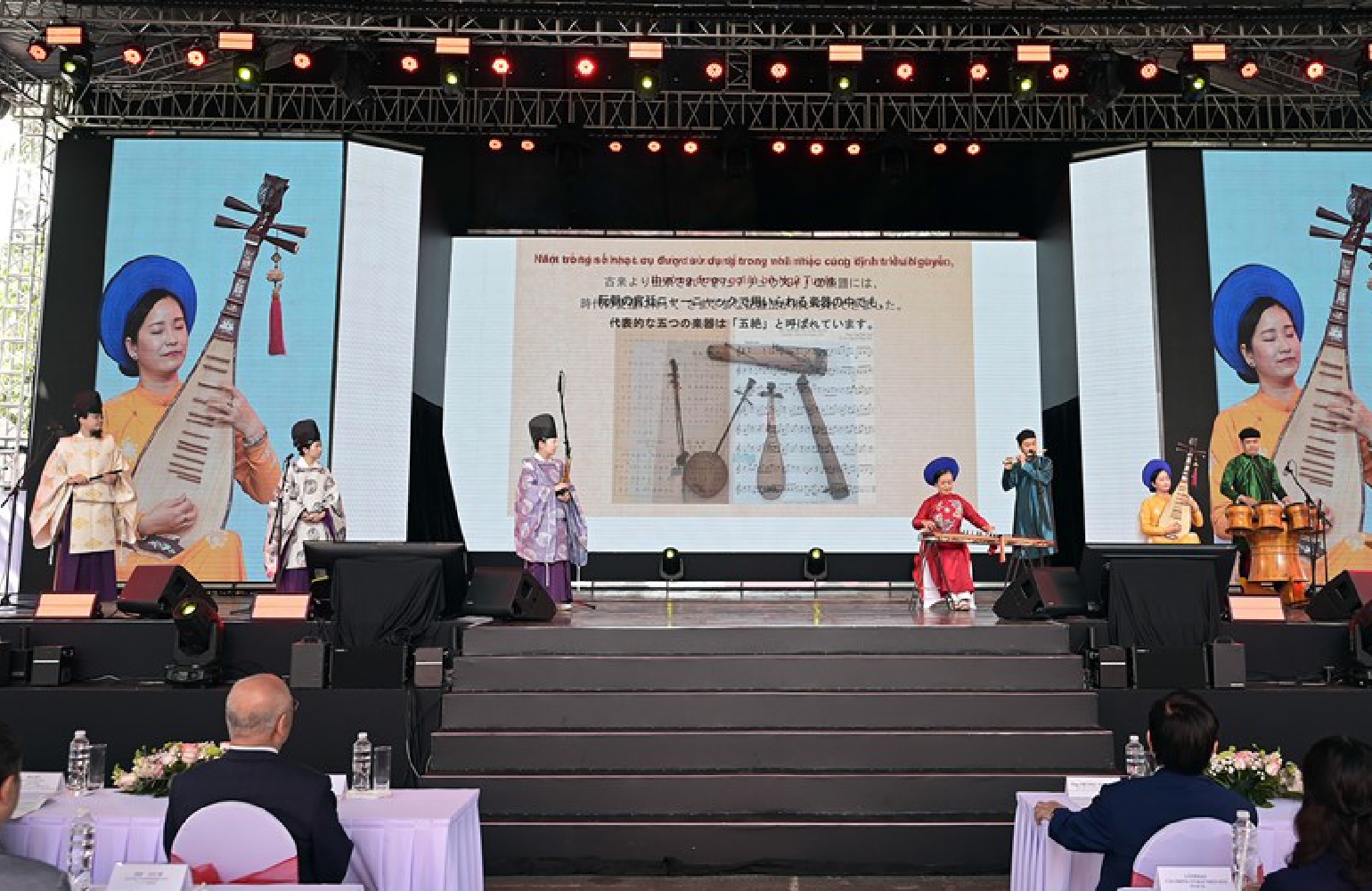 Nhịp cầu văn hóa của hai quốc gia